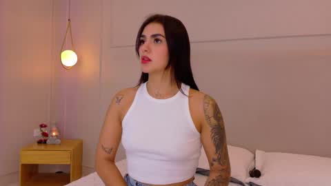 ELECTRA  online show from 04/16/26, 07:25