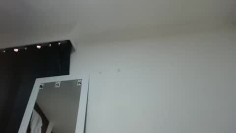 Snapshot of electraweb_09 chatting on 10/22/25, 07:35 electraweb_09 online show from 10/22/25, 07:35