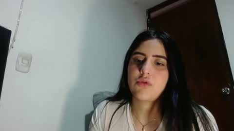 Snapshot of electraweb_09 chatting on 10/23/25, 07:12 electraweb_09 online show from 10/23/25, 07:12