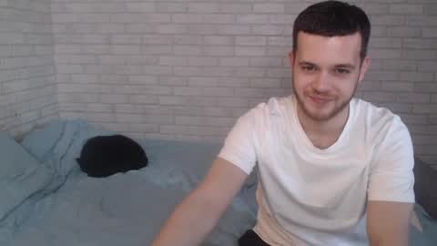 Alex online show from 02/16/25, 01:27