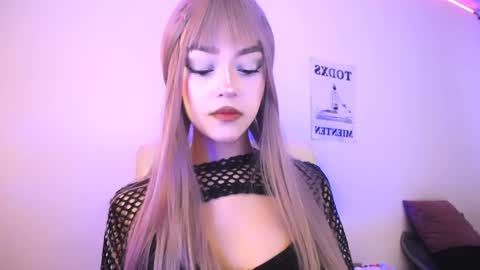 Snapshot of elektra_sky11 chatting on 04/04/26, 09:01 Elektra Sky online show from 04/04/26, 09:01
