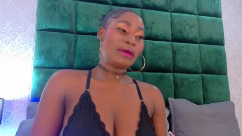 elektradoll1 online show from 05/05/26, 12:13