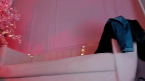 Snapshot of elektranoe chatting on 02/08/25, 04:47 love 3d online show from 02/08/25, 04:47