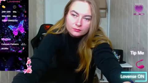 Elena online show from 10/14/25, 06:03