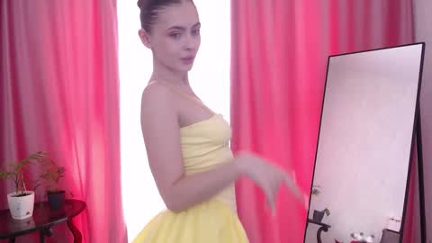 Elena online show from 02/27/26, 09:09