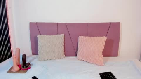 elena_wolff online show from 04/25/26, 07:44