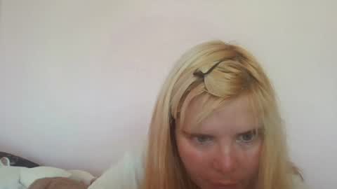 Snapshot of elenaflirt chatting on 06/25/26, 08:19 Elena online show from 06/25/26, 08:19