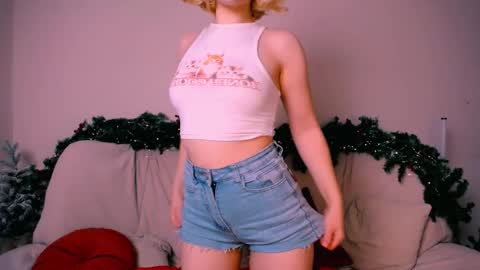 elenamonroe_ online show from 12/21/25, 03:24