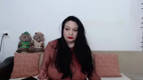 Snapshot of elenatroyy chatting on 02/11/25, 09:46 ElenaTroyy online show from 02/11/25, 09:46