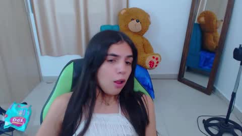 agnes online show from 02/21/25, 10:37