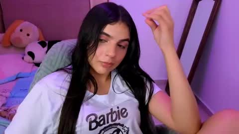 agnes online show from 10/30/25, 08:09