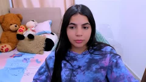 agnes online show from 02/02/26, 06:39