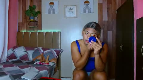 Snapshot of eletrabrowns chatting on 10/21/25, 02:56 eletrabrowns online show from 10/21/25, 02:56