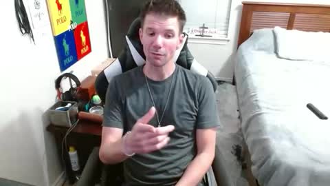 Walker online show from 10/20/25, 04:02