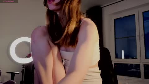 Elfie online show from 05/02/26, 01:10