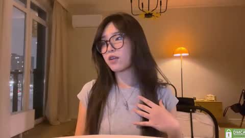 Aira online show from 02/22/26, 05:44