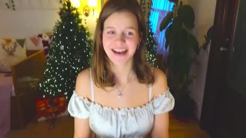 Snapshot of eli_sun chatting on 01/10/25, 12:47 ELI Guys Im immersed in my studies its time for exams. I hope to be here on Friday online show from 01/10/25, 12:47