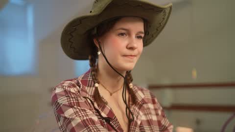 Snapshot of eli_sun chatting on 01/13/25, 09:19 ELI Guys Im immersed in my studies its time for exams. I hope to be here on Friday online show from 01/13/25, 09:19