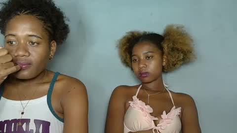 Snapshot of elia011 chatting on 02/08/25, 12:06 elia011 online show from 02/08/25, 12:06