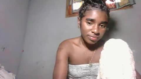 Snapshot of elia011 chatting on 11/09/25, 12:36 elia011 online show from 11/09/25, 12:36