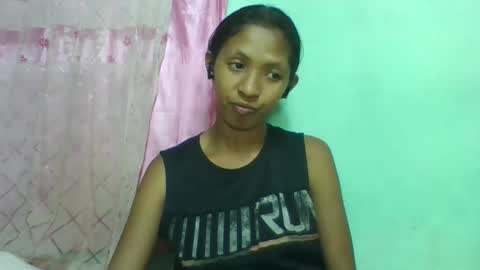 eliah193653 online show from 04/13/26, 07:25