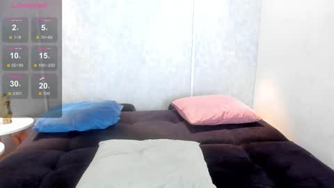 Snapshot of elian___ chatting on 10/16/25, 03:46 Elian online show from 10/16/25, 03:46