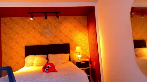 Elian online show from 02/22/26, 02:04