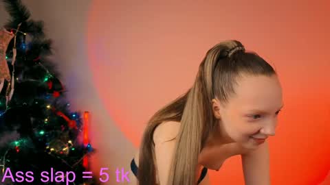 Ella online show from 12/24/24, 07:39