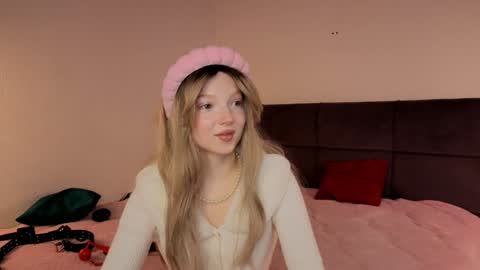 Ella online show from 01/15/25, 03:11