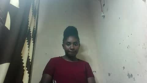 eliannee online show from 12/15/25, 09:24