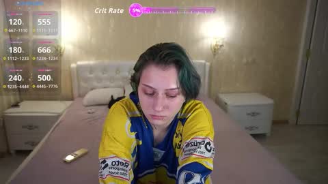 Luna online show from 12/19/25, 11:34