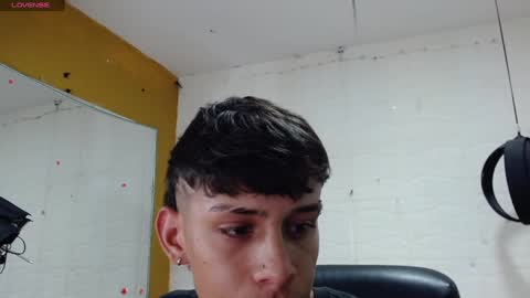 Snapshot of eliasblue chatting on 12/19/24, 06:34 E L I A S online show from 12/19/24, 06:34