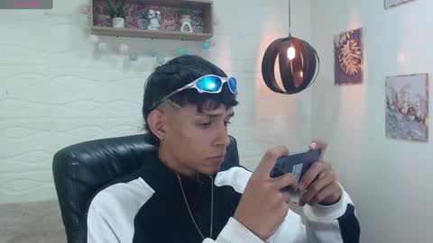 Snapshot of eliasblue chatting on 01/07/25, 05:12 E L I A S online show from 01/07/25, 05:12