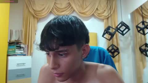 Snapshot of eliasblue chatting on 02/22/25, 09:34 E L I A S online show from 02/22/25, 09:34