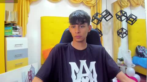 Snapshot of eliasblue chatting on 02/26/25, 03:42 E L I A S online show from 02/26/25, 03:42