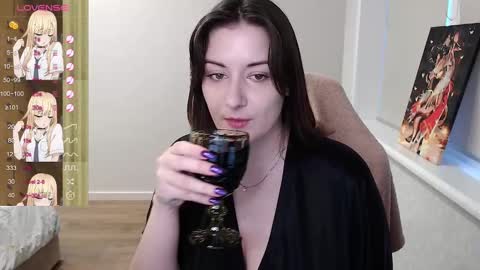 Elise online show from 12/08/24, 02:49