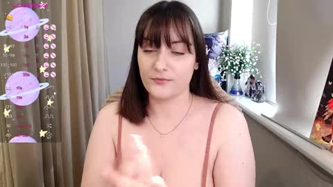 Elise online show from 09/09/25, 02:11