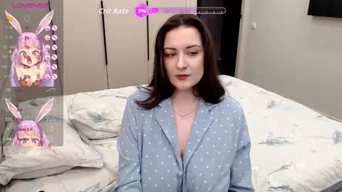 Elise online show from 03/20/26, 01:21