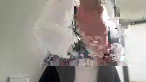 Snapshot of eliepa chatting on 10/23/25, 02:05 CabinCrewDrew online show from 10/23/25, 02:05