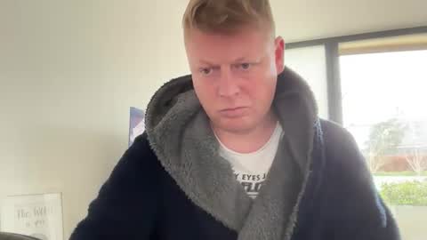 Snapshot of eliepa chatting on 02/17/26, 02:35 CabinCrewDrew online show from 02/17/26, 02:35