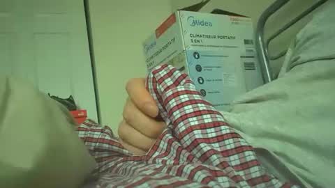 eliexavier123456789 online show from 12/23/24, 05:32