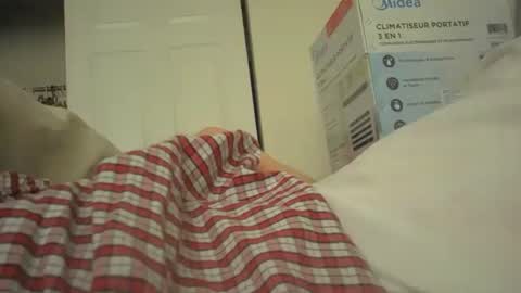 eliexavier123456789 online show from 01/01/25, 06:27