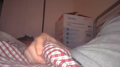 eliexavier123456789 online show from 01/19/25, 04:12