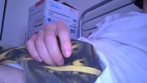 eliexavier123456789 online show from 02/02/25, 06:42