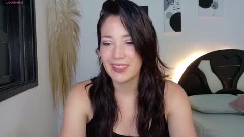 eliiih_ online show from 01/07/26, 02:36