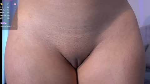 Snapshot of eliizabeth_roberts chatting on 04/28/26, 02:27 E L I I Z A B E T H online show from 04/28/26, 02:27
