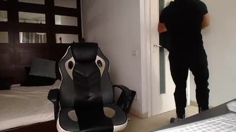 Snapshot of elijahthorne chatting on 02/23/26, 10:01 ElijahThorne online show from 02/23/26, 10:01