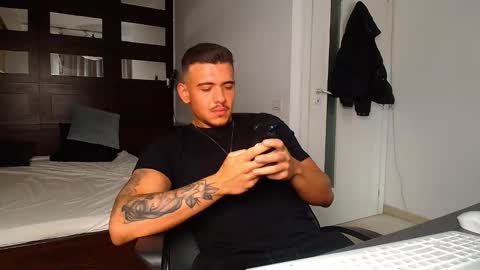 Snapshot of elijahthorne chatting on 02/27/26, 09:31 ElijahThorne online show from 02/27/26, 09:31