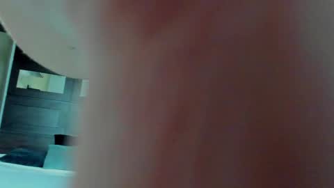 Snapshot of elijahthorne chatting on 03/19/26, 07:56 ElijahThorne online show from 03/19/26, 07:56