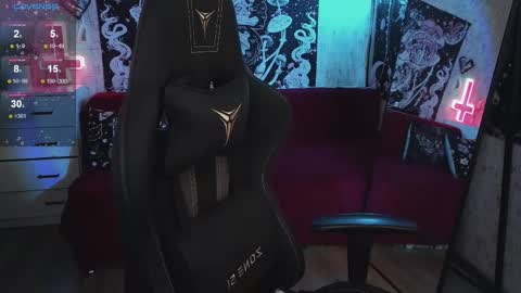  MORE ME   online show from 02/21/25, 12:49